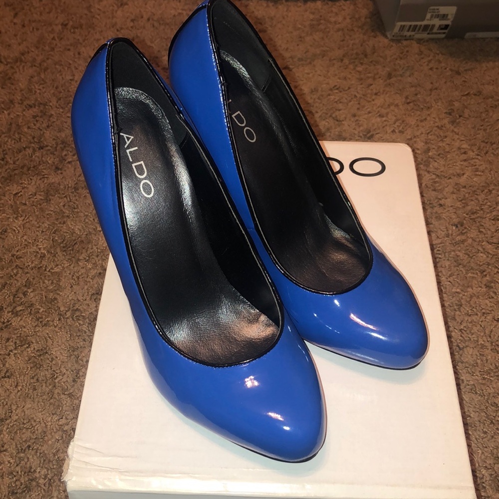 Blue Aldo “Kiker” pumps
